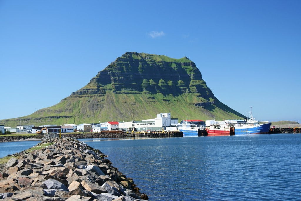 Grundarfjörður, foto door David en Lidna Weir
