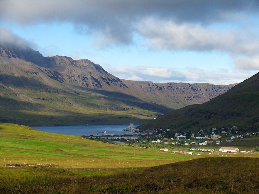Seyðisfjörður, photo by Sandro Mancuso