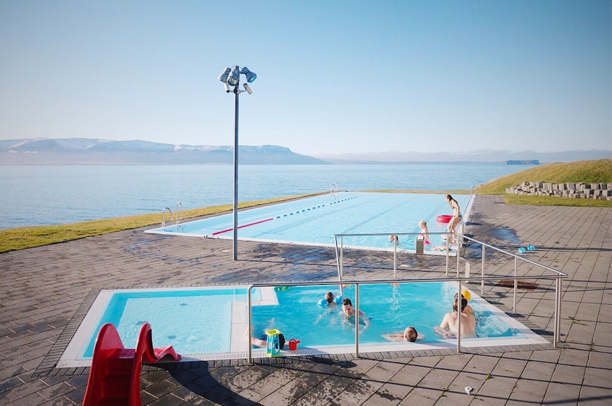 冰岛Hofsos的公共泳池