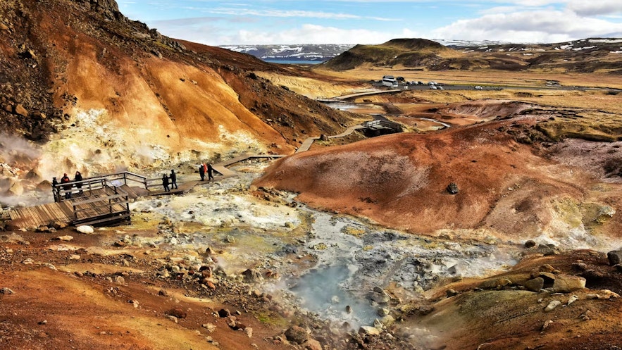 Zona geotérmica de Kleifarvatn en Islandia, en la península de Reykjanes