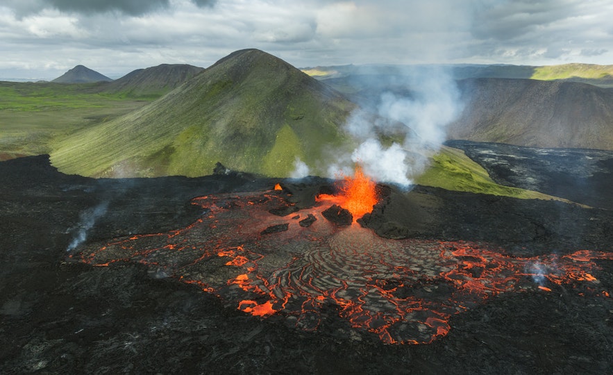 Извержение вулкана Фаградальсфьядль в Исландии 2022 года