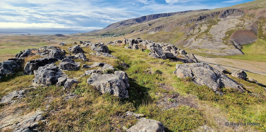 Tungustapi in Sælingsdalur - the Church of the Elves in West-Iceland - Icelandic Folklore