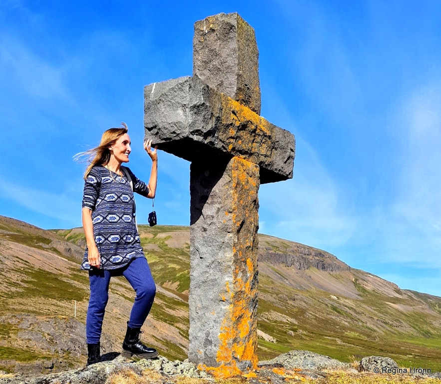 Krosshólaborg í Dölum West-Iceland - the stone cross