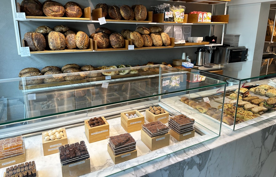 Sandholt has a wide range of pastries, sandwiches, confectionaries and freshly baked bread.