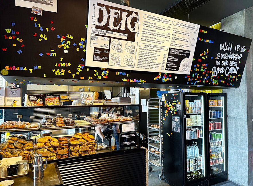 Deig has a great selection of donuts and bagels, served in a nostalgic environment