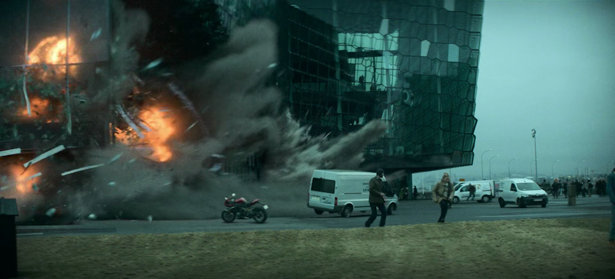 ฮาร์ปาคอนเสิร์ตฮอลล์ในไอซ์แลนด์ถูกระเบิดในภาพยนตร์เรื่อง Heart of Stone ที่นำแสดงโดย Gal Gadot