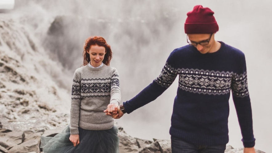市面上有很多假冒的Lopapeysas冰岛羊毛衣。
