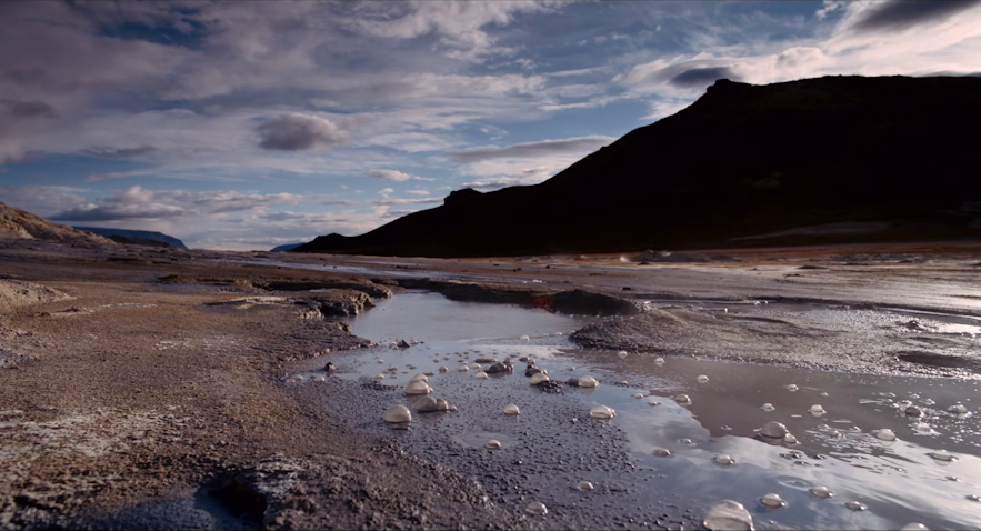 Obszar geotermalny Krafla na Islandii w filmie „Drzewo życia”.