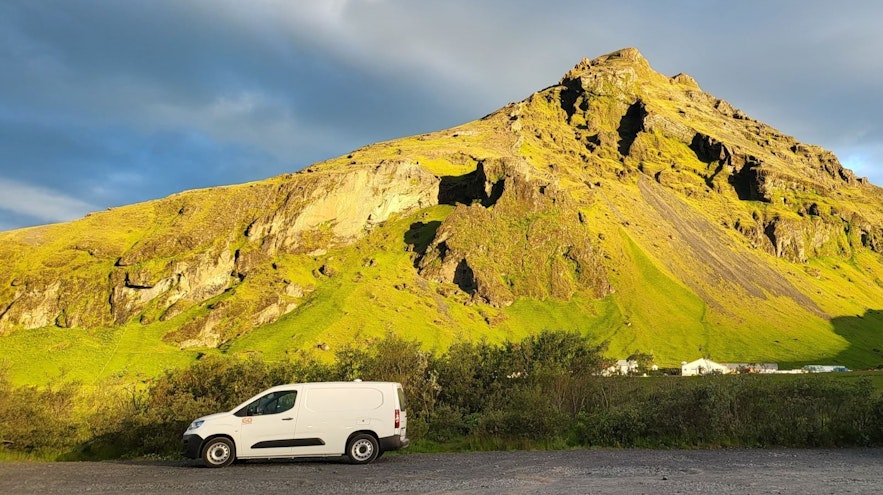 Sleep among nature by renting a camper van in Iceland