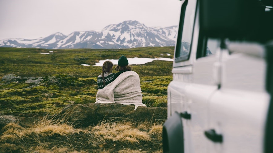 露营是探索冰岛的一种经济实惠的方式。