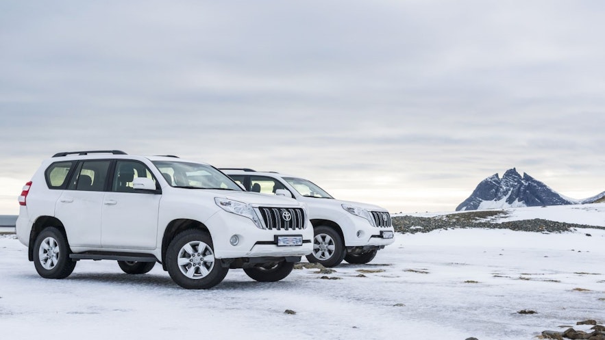 您需要一辆坚固的四驱吉普车才能探索冰岛的内陆高地。