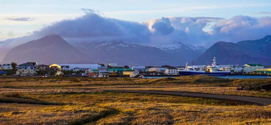 アイスランドのホプン村は手長海老（スキャンピ）が有名