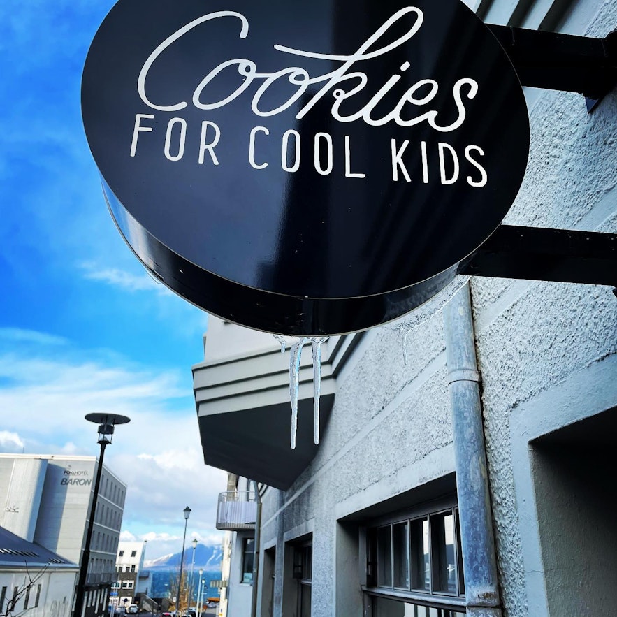 Emilie and the Cool Kids is a French brand of cafés.