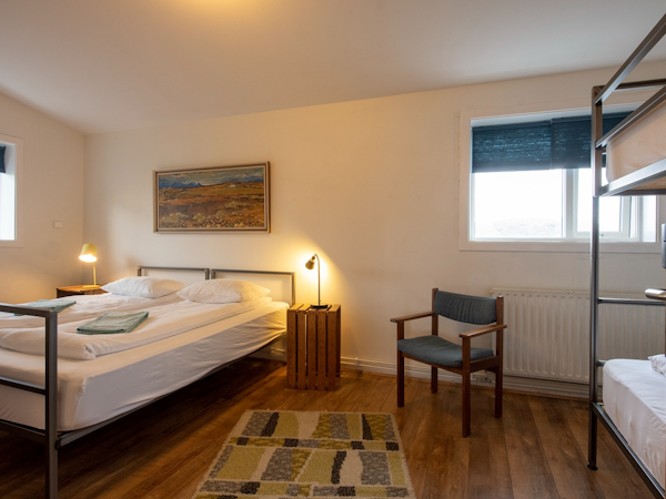 Sjavarborg Guesthouse has comfortable rooms with linens provided.