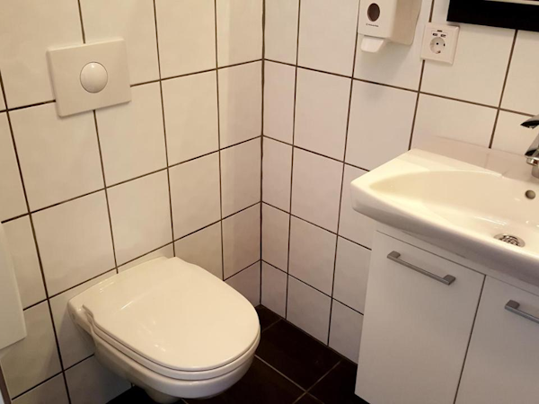 Hotel Austur has private bathrooms for all guests.