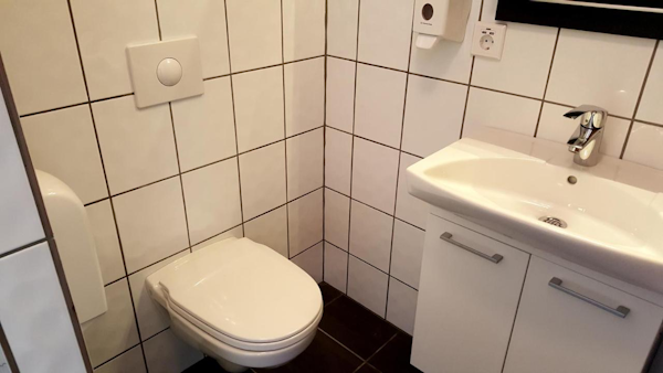 Hotel Austur has private bathrooms for all guests.