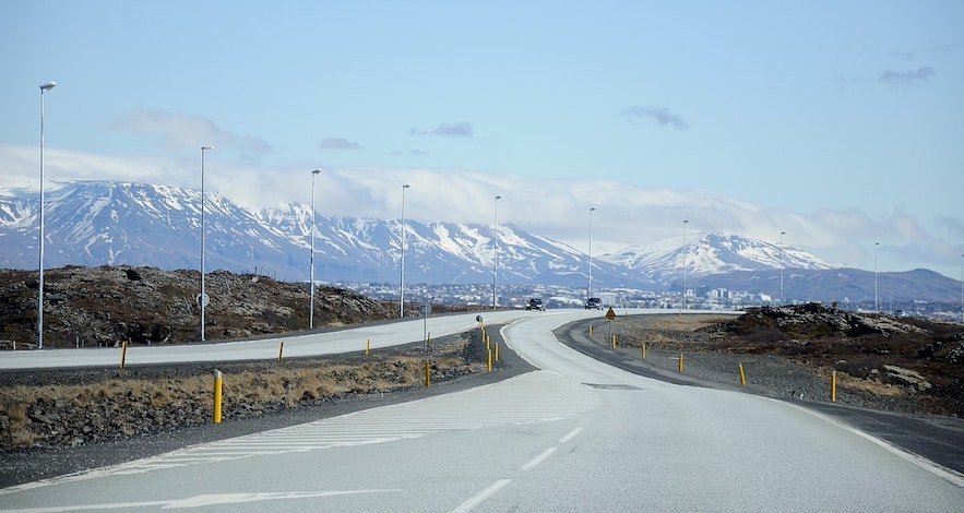 Airport Direct bus transfers take you from Keflavik to the Blue Lagoon or Reykjavik, or vice versa. 