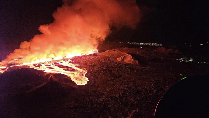 2024年冰岛Sundhnukagigar火山爆发攻略指南