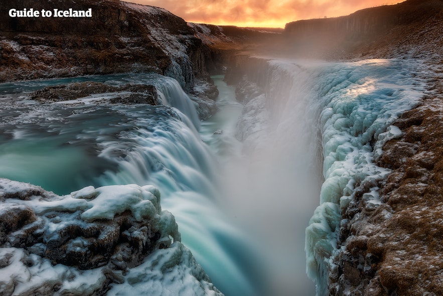 冰岛著名景区黄金瀑布(Gullfoss，又名居德瀑布)