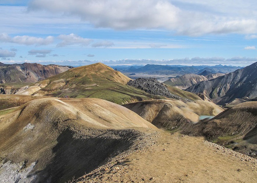 Hiking Laugavegur and Fimmvorduhals Trail in Iceland