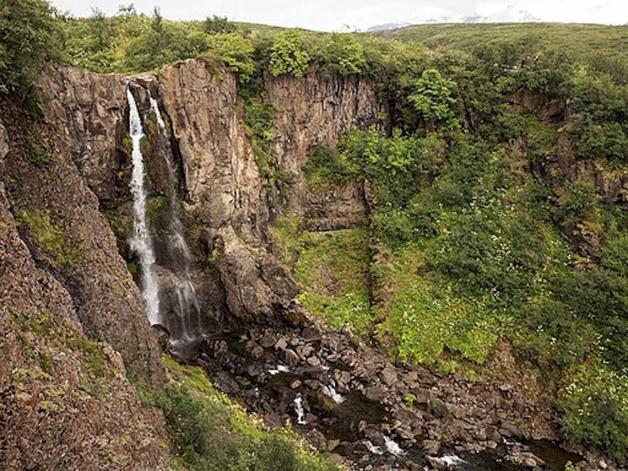The Hundafoss waterfall, photographed from the west bank of the gorge.