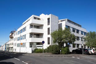 Guesthouse Sunna is located on a beautiful building in downtown Reykjavik.