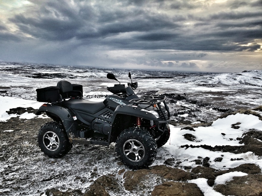 冰岛山地摩托车