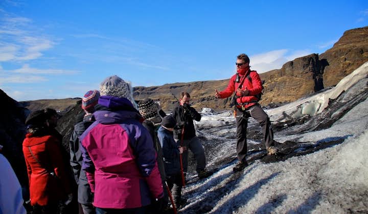 De gletsjergidsen die je meenemen naar Sólheimajökull zijn experts op het gebied van ijskappen en de zuidkust van IJsland.
