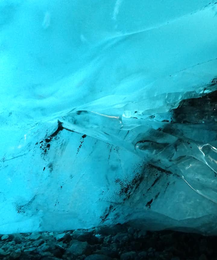 はじめての氷の洞窟への旅