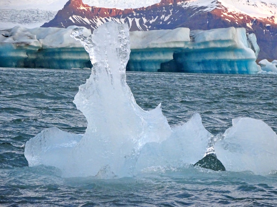 ヨークルスアゥルロゥンの美しい氷