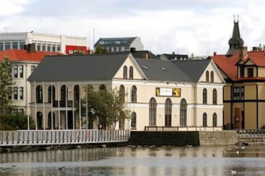 Iðnó, by Reykjavík pond