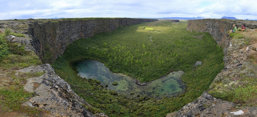 Ravinen Ásbyrgi på norra Island