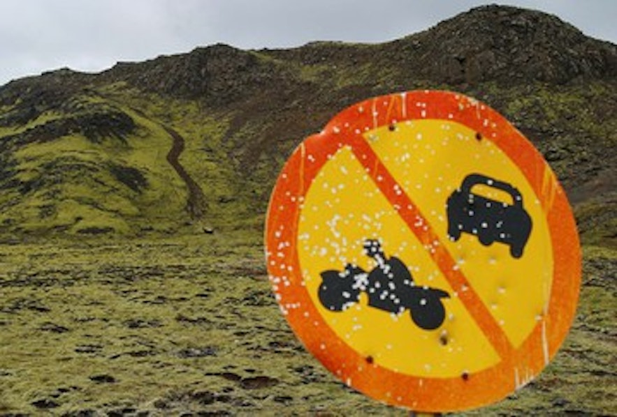 La conducción fuera de carretera daña la naturaleza de Islandia