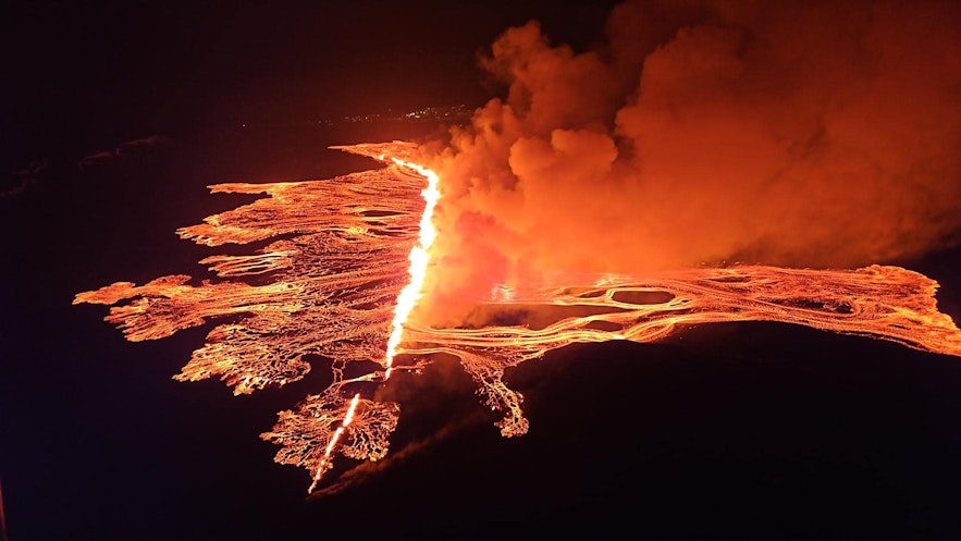 La vista aérea de la erupción del 18 de marzo fue de lo más espectacular.