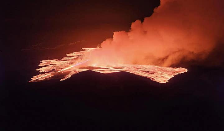 Visita la erupción más reciente de Islandia en la zona volcánica de Reykjanes