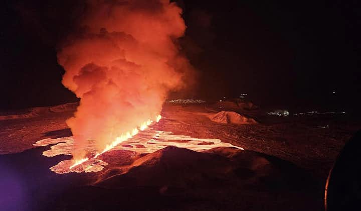 レイキャネス半島で始まった噴火の様子