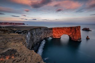 12 dagars budgettur med egen bil längs Islands ringväg med 3 nationalparker och Myvatn