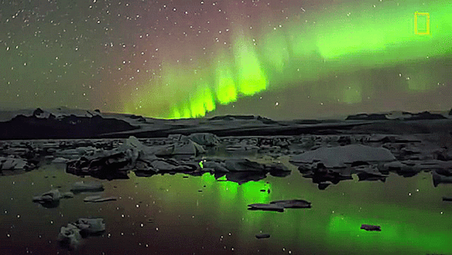 冰岛杰古沙龙冰河湖极光动图gif