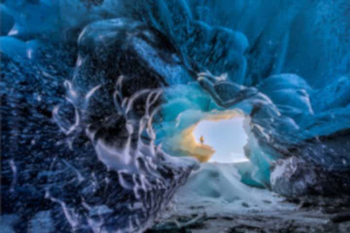 Туры по ледяным пещерам