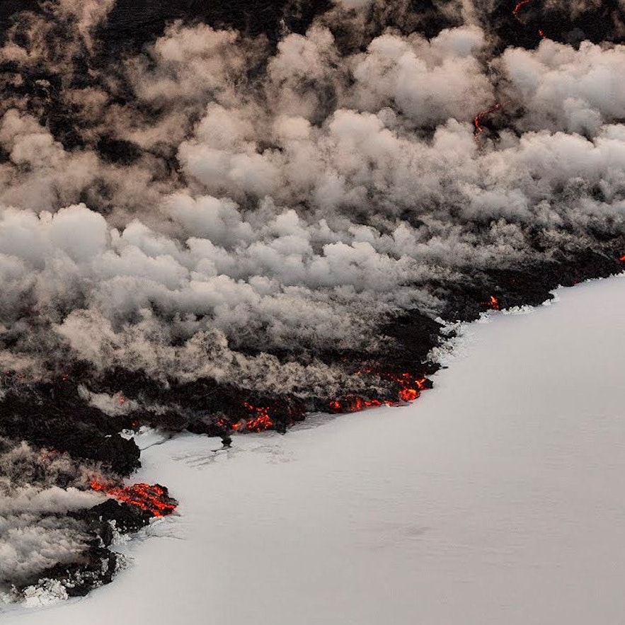 冰岛火山爆发盛况
