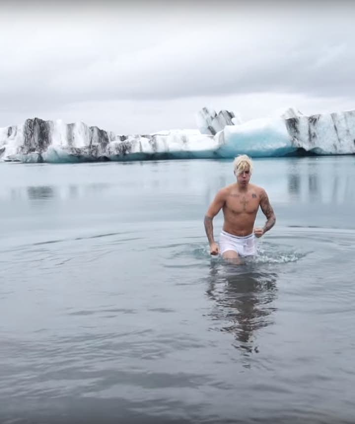 Bieber dans le lagon glacier de Jökulsárlón, Islande