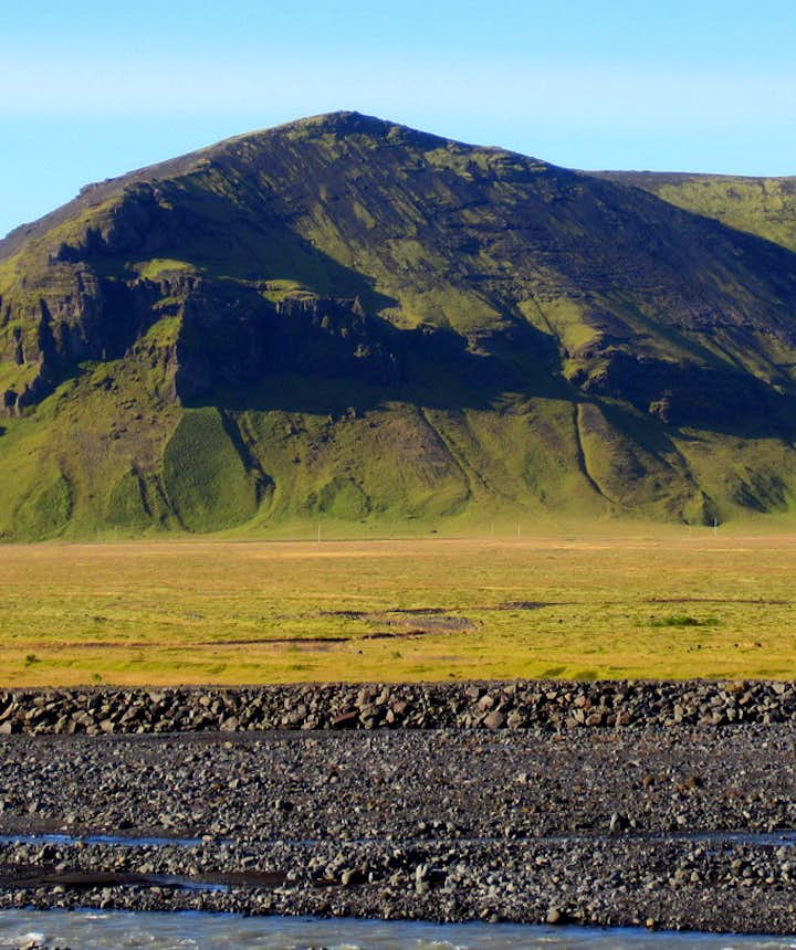 Mt. Pétursey in South-Iceland and the Elves - Icelandic Folklore