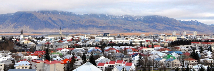 从冰岛首都雷克雅未克珍珠楼鸟瞰首都