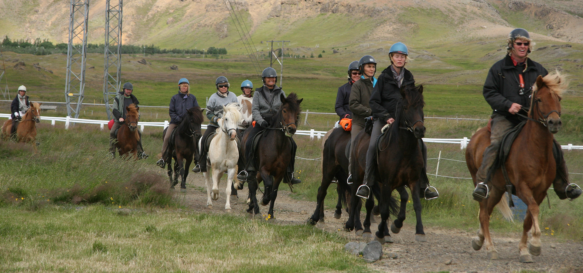 Golden Circle & Horse Riding Day Tour Classic Icelandic...