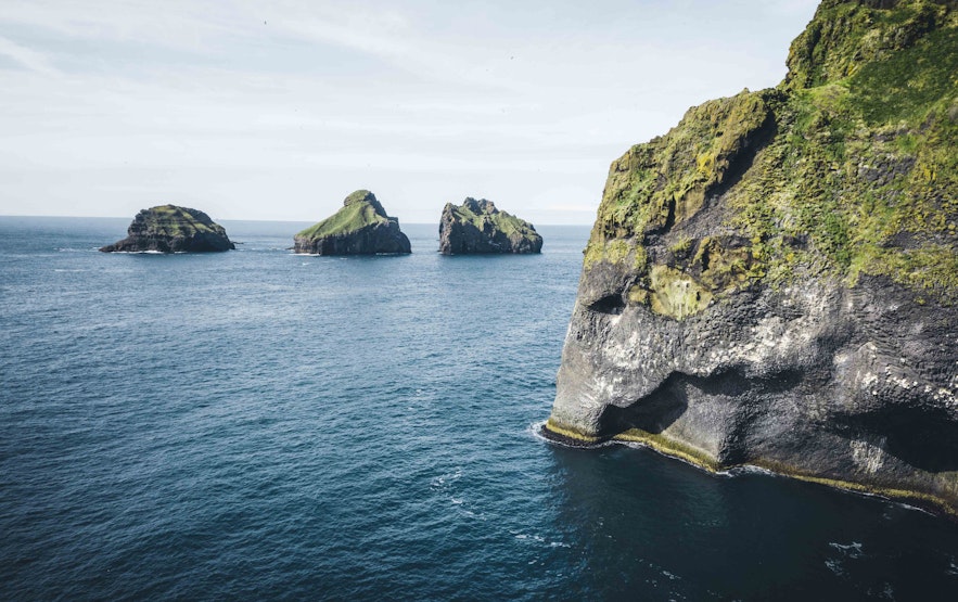 The Westman Islands boasts captivating natural scenery.