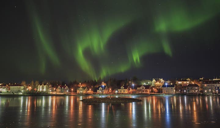 Chasse aux aurores boréales en soirée | Autocar depuis Reykjavik 
