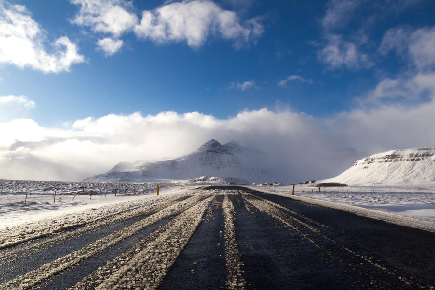 Why You Should Visit Iceland During The Winter