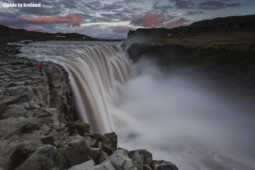 冰岛北部黛提瀑布Dettifoss