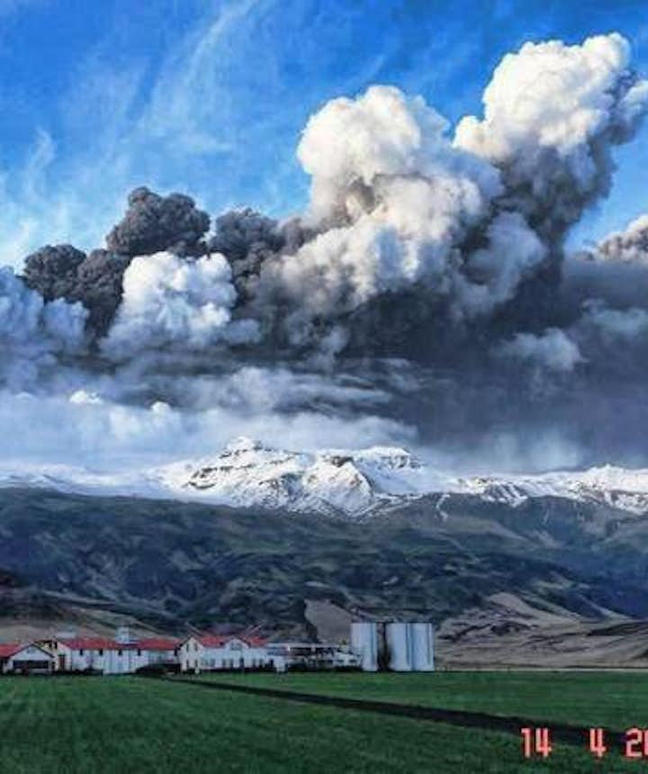 Eyjafjallajokull eruption in 2010 - Photo found as "free of copyrights"