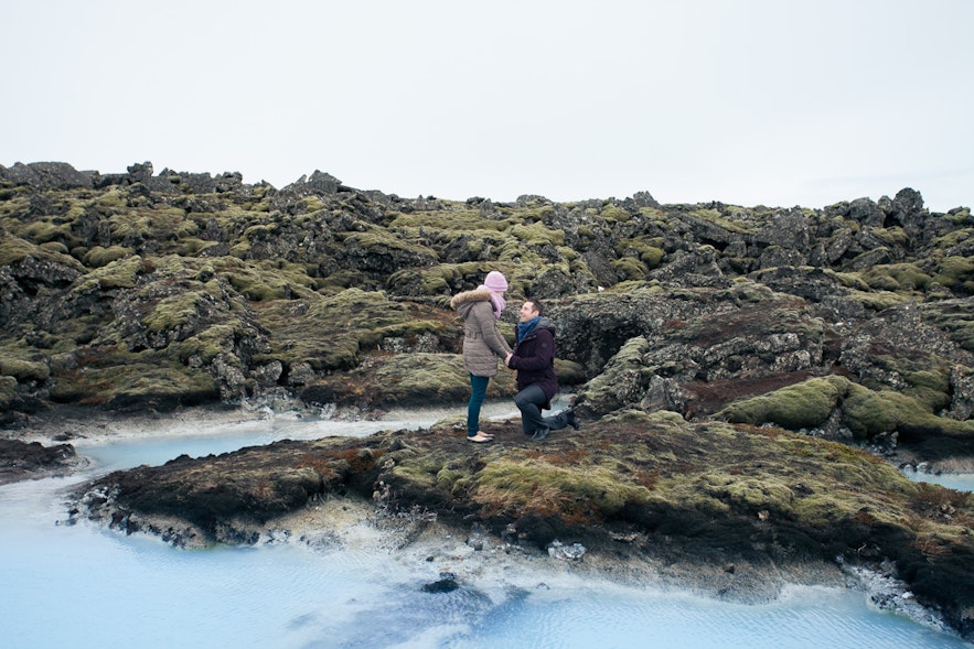 Blue Lagoon proposal. Picture by Arctic Weddings Iceland.